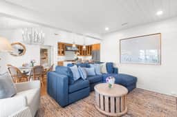 Waterfront! Renovated, river view, community pool and dock - Image 5