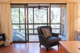 Beach access, central location, popular community on Kiawah