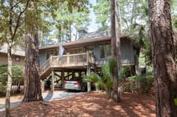 Perfect cottage in popular Inlet Cove!