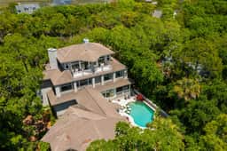 Stunning home close to the Ocean Course - Image 2