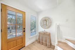New, complete reno, gorgeous airy home