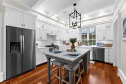 Charming, spacious cottage in popular Cypress Point