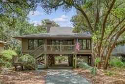 Stunning new Night Heron home, great location!