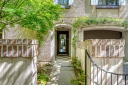 New to Rental Market!  Stunning home in perfect, central location - Image 3