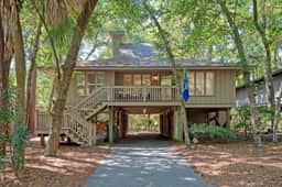 Stunning renovated cottage in Inlet Cove - Image 2
