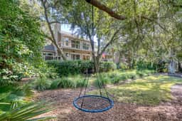 New rental, great Vanderhorst home - Image 3