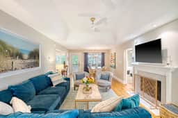 New rental in one of Kiawah's most popular areas - Image 4
