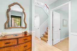 Updated villa on golf course, 3 min to beach! - Image 3