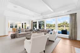 Pristine getaway with tranquil views - Image 3