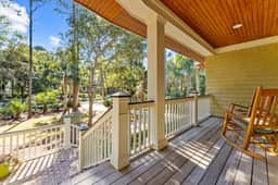 Pristine getaway with tranquil views - Image 5