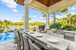 Pristine getaway with tranquil views - Image 5