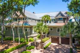 New to the rental market, stunning views, all new furnishings! - Image 2