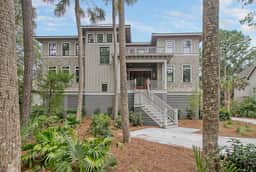 Stunning Coastal Gem in Vanderhorst with private pool - Image 3
