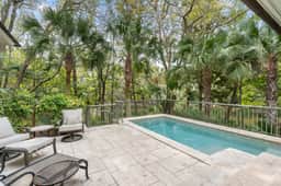 Stunning spacious property in popular area! - Image 2