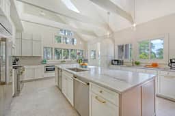 Sunset Marsh Estate/8BR/Horizon pool/Renovated Gourmet kitchen/sleeps 18 - Image 5