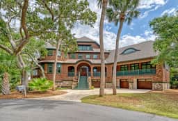 River views, guest house and pool - Image 2