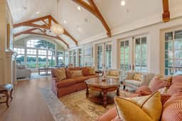 River views, guest house and pool - Image 5