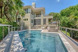 Oceanfront, private boardwalk and pool - Image 4