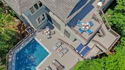 Oceanfront, private boardwalk and pool - Image 5