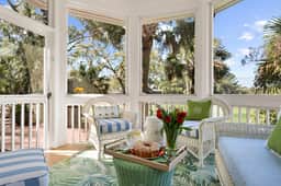 Incredible porches and easy beach access - Image 2