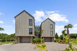 Brand new build in new Ocean Park area - Image 5