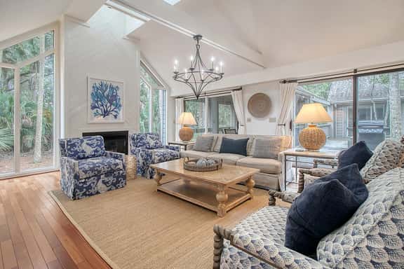 Walk in minutes to Kiawah's famous beach! - Image 1