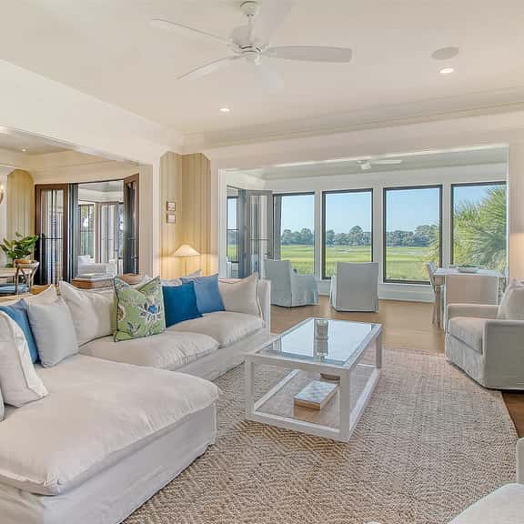Spectacular river views from this charming home - Image 1