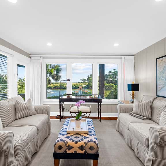 Stunning lagoon/ocean views, easy beach and pool access - Image 1