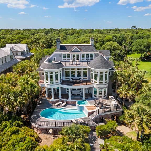 Luxury Oceanfront home, pool, hot tub - Image 1