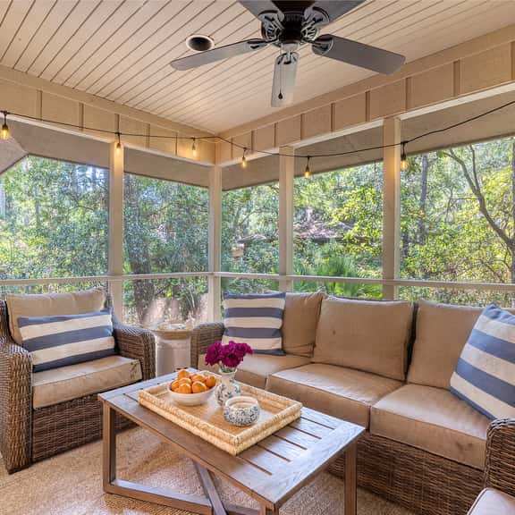 Stunning renovated cottage in Inlet Cove - Image 1