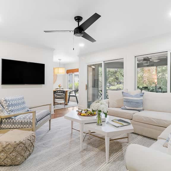 Lovely new rental in popular Turtle Cove - Image 1