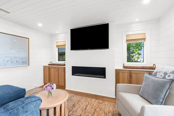 Waterfront! Renovated, river view, community pool and dock