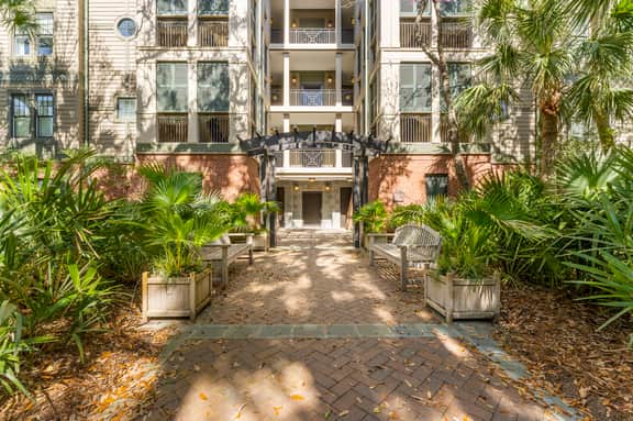 Penthouse in popular, centrally located new construction neighborhood