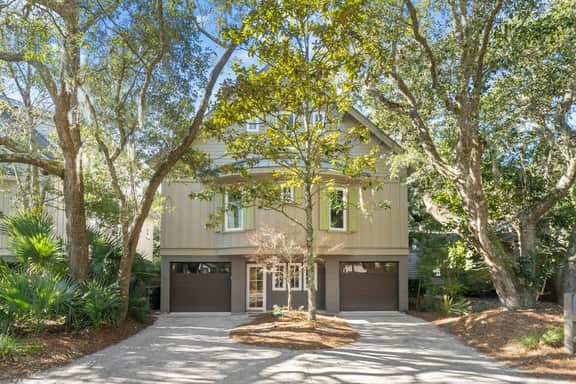 Perfect Kiawah house! New construction, steps to beach w/pool, gorgeous decor