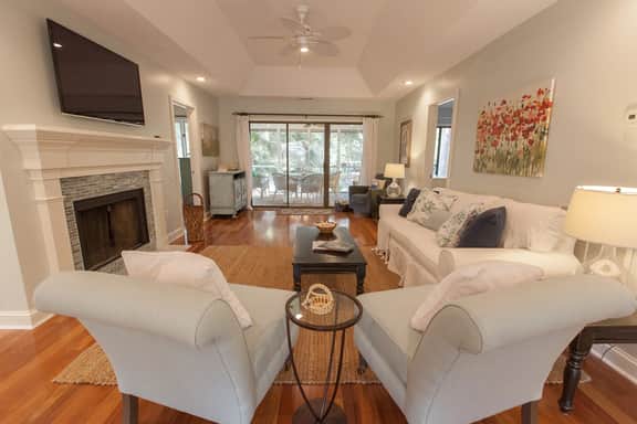 Perfect cottage in popular Inlet Cove!