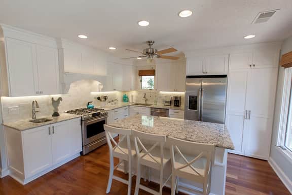 Perfect cottage in popular Inlet Cove! - Image 3