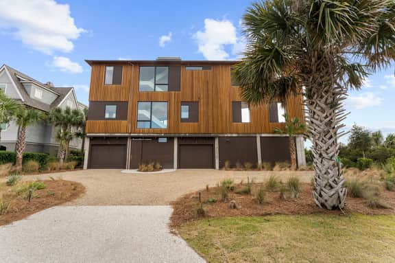 New Construction, Beachfront, Modern, Club access