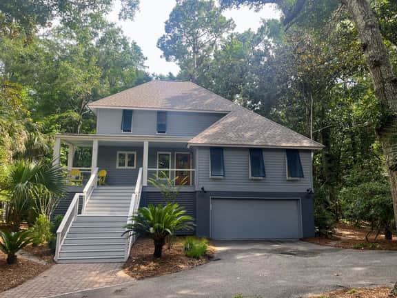 New, complete reno, gorgeous airy home