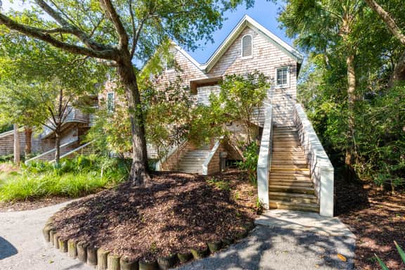 New reno, Boho-style "treehouse" at the beach!
