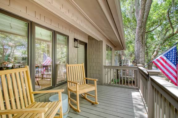 Stunning new Night Heron home, great location!