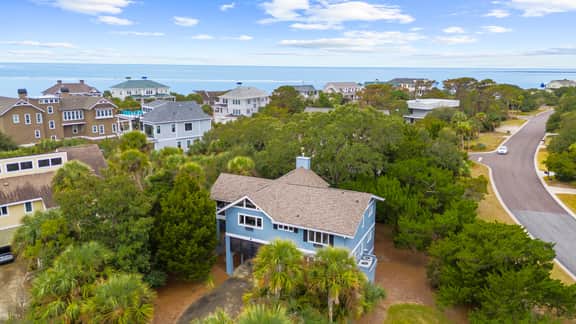 Easy beach access and coveted Seabrook amenities - Image 2