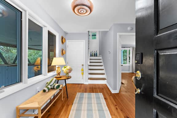 Easy beach access and coveted Seabrook amenities - Image 4