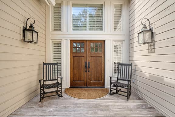 New rental, great Vanderhorst home - Image 4