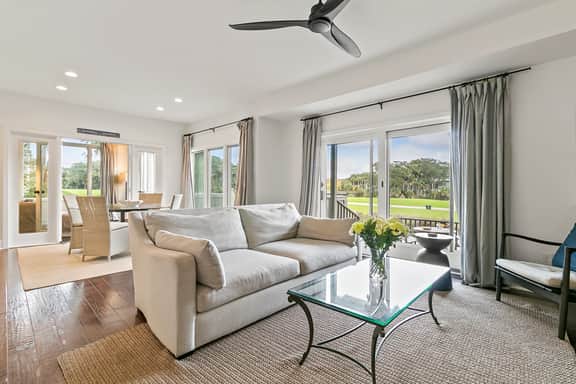 Great Location, popular East Beach neighborhood - Image 4