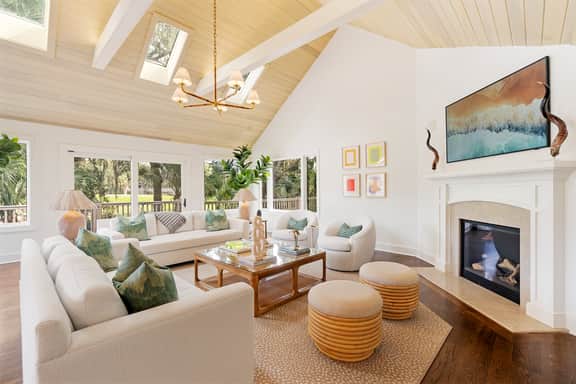 Stunning view in great Vanderhorst area location - Image 5
