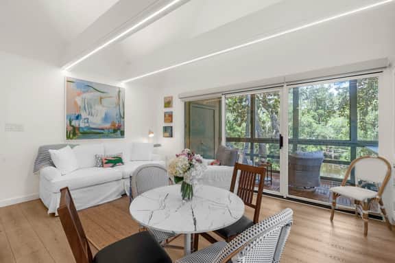 Steps to beach, tranquil view, central location - Image 2
