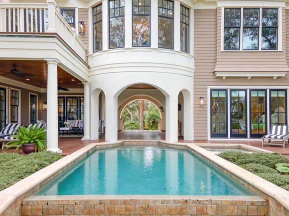 Enviable location, pool with breathtaking scenery at every turn. - Image 2