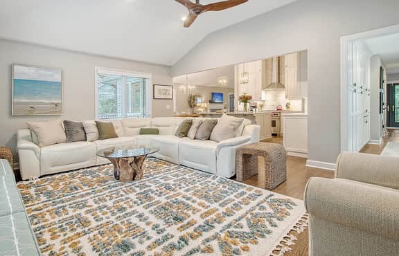 New listing, great central location - Image 4