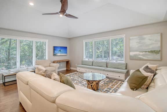New listing, great central location - Image 3