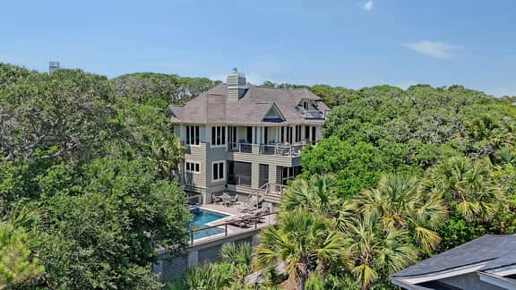 Oceanfront, private boardwalk and pool - Image 2